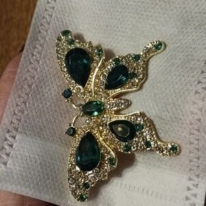 Womans Pin Butterfly Brouch L